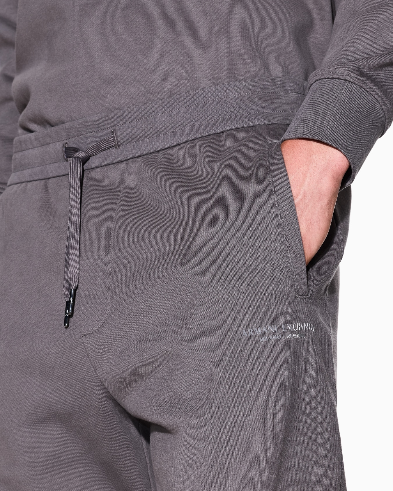 XM001299_AF20934_U8092_A_FW2025